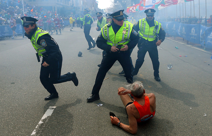 Năm 2013, vụ đánh bom khủng bố ở Boston khiến nước Mỹ rung động vì đây là lần đầu tiên trong thập kỷ này nước Mỹ bị khủng bố tấn công trực diện. Nguồn ảnh: NYtimes.