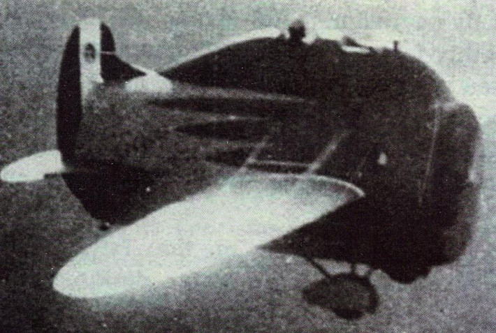 Máy bay mang tên Stipa-Caproni do Italia sản xuất từ năm 1932 là loại máy bay thử nghiệm. Stipa được thiết kế bởi Caproni và có thiết kế cực kỳ độc đáo chưa từng được thấy trước đó. Nguồn ảnh: Warhistory.