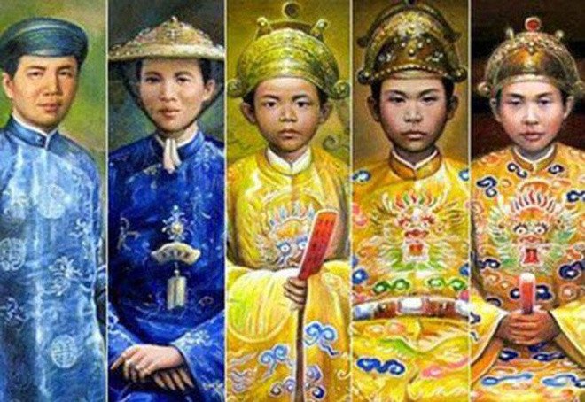 Dục Đức là vua có thời gian ngồi trên ngai vàng triều Nguyễn ít nhất: 3 ngày. Tự Đức (1829-1883) ngồi trên ngai vàng triều Nguyễn lâu nhất, 36 năm (1847-1883).
