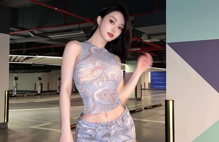 Crissie Lee là một fashionista, ngoài ra cô cũng làm người mẫu ảnh.