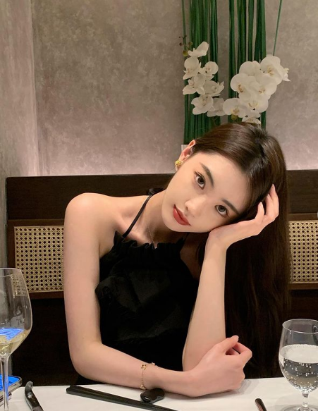 Cô luôn làm cho công chúng say đắm và mê mệt trước vẻ đẹp tự nhiên và thuần khiết.