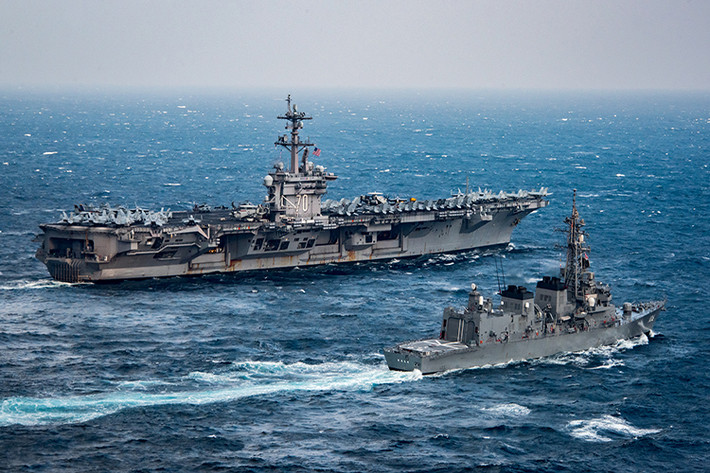 Bộ trưởng Mattis cho biết ông đã thảo luận với Đại tướng Ngô Xuân Lịch về nhiều vấn đề như một trật tự thế giới tự do và mở, dựa trên pháp quyền, luật pháp quốc tế, tự do đi lại ở Biển Đông, đưa tàu sân bay đến thăm Việt Nam… Nguồn ảnh: usni.org.