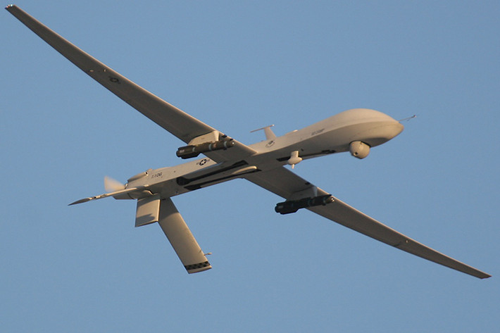 Cũng theo thông báo của Lầu Năm Góc, những chiếc MQ-1 Predator có niên hạn phục vụ trong các đơn vị không lực của Mỹ đã hơn 20 năm và thành công của nó điều không thể bàn cãi tuy vậy dòng UAV này đã đần lỗi thời bên cạnh đó các tính năng kỹ chiến thuật của nó cũng không thể sánh được với MQ-9 Reaper. Nguồn ảnh: Empires & Allies.