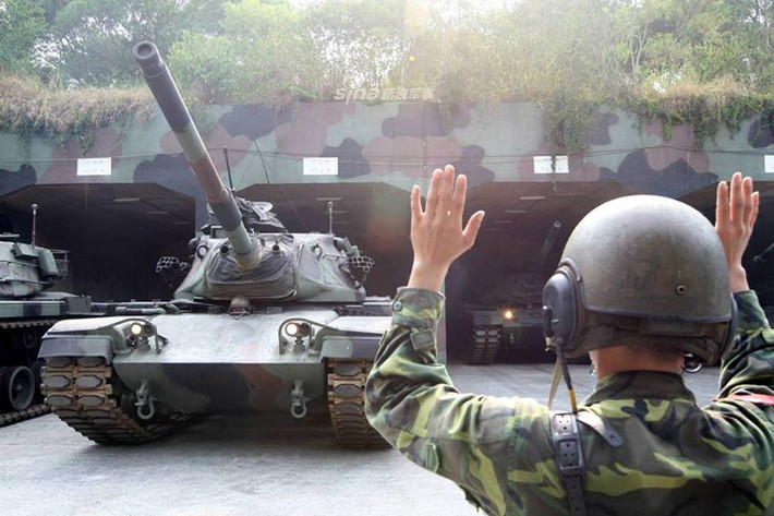 Hiện tại đã có một số tín hiệu tích cực hơn từ phía Mỹ, nhất là sau khi Tổng thống Mỹ Donald Trump lên nắm quyền, giúp họ có thể tiếp cận dễ dàng hơn với trang bị quốc phòng hiện đại cũng như công nghệ sản xuất chúng. Nguồn ảnh: Sina.