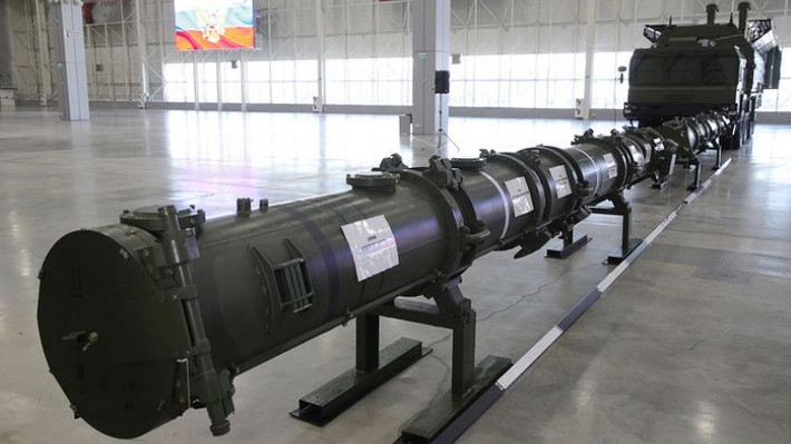 Trước đó, Mỹ đã nhiều lần lên tiếng về việc tên lửa 9M729 của Nga (có tên NATO là SSC-8) vi phạm Hiệp ước Lực lượng hạt nhân tầm trung. Trong khi đó Nga khẳng định, tầm bắn tối đa của 9M729 chỉ là 480 km - dưới tầm ảnh hưởng của hiệp ước. Nguồn ảnh: Sputnik.