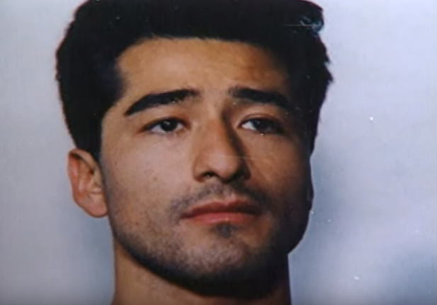 Chris Cruz là người mẫu, diễn viên nghiệp dư và chuẩn bị học y khoa tại Đại học British Columbia. Ngoài ra Chris còn làm kiếm tiền bằng công việc thoát y ở hộp đêm và bán dâm cho các quý bà. Những người biết Chris nói anh ta nghiện cocaine. Chris khai rằng anh ta tới hai hộp đêm vào buổi tối Mary-Lynn mất tích và một người bạn đưa cho anh ta chiếc ví của Mary-Lynn vào ngày hôm sau.