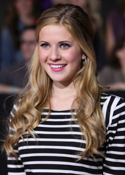"Caroline Sunshine là chuyên gia về Nhà Trắng", phát ngôn viên Nhà Trắng Lindsay Walters nói với CNN trong một tuyên bố.