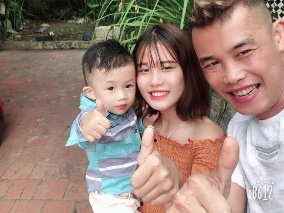Con gái Hiệp Gà rất thân với em trai cùng cha khác mẹ.
