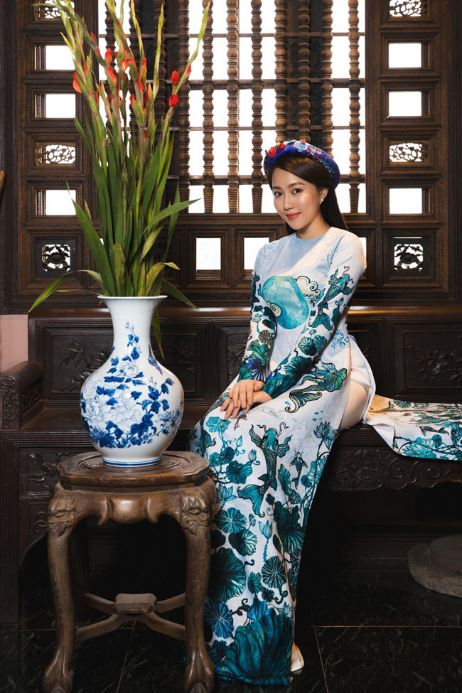 Với cô, đây là một dịp đặc biệt trong năm để thực hiện một bộ ảnh nghệ thuật mang hơi thở đương đại.