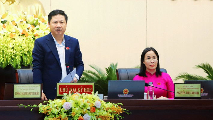 Tại hội nghị, ông Hoàng Đăng Quang, Phó Trưởng Ban Tổ chức Trung ương công bố quyết định của Bộ Chính trị về việc ông Lương Nguyễn Minh Triết thôi tham gia Ban Chấp hành, Ban Thường vụ và thôi giữ chức Phó Bí thư Thành uỷ, Chủ tịch HĐND TP Đà Nẵng.