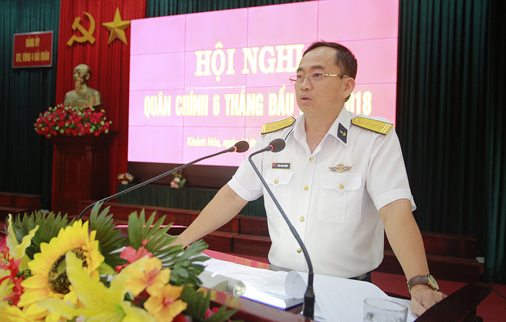 Chuẩn đô đốc Trần Thanh Nghiêm, Phó Tư lệnh, Tham mưu trưởng, được Bộ trưởng Bộ Quốc phòng giao nhiệm vụ phụ trách Tư lệnh Hải quân. Tại Hội nghị, ông cho biết, trong thời gian tới, yêu cầu nhiệm vụ đặt ra với Quân chủng Hải quân ngày càng lớn, do vậy, trên cương vị mới, sẽ tiếp tục nỗ lực phấn đấu, cùng với Thường vụ Đảng ủy, Bộ tư lệnh Quân chủng Hải quân giữ vững mối đoàn kết, thống nhất, khắc phục khó khăn, lãnh đạo, chỉ đạo toàn quân chủng hoàn thành tốt mọi nhiệm vụ được giao.