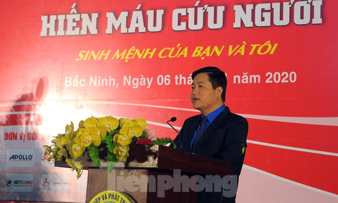 Ông có nhiều năm công tác tại Tỉnh Đoàn Bắc Ninh. Vào năm 2016, khi đang trên cương vị Phó Bí thư Thường trực Tỉnh Đoàn ông được bầu giữ chức Bí thư Tỉnh Đoàn Bắc Ninh.