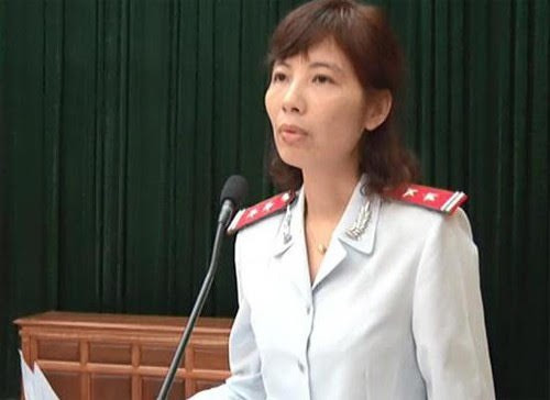 5. Truy tố 4 thành viên đoàn thanh tra Bộ Xây dựng: VKS tỉnh Vĩnh Phúc đã ban hành cáo trạng vụ án "lạm dụng chức vụ, quyền hạn chiếm đoạt tài sản", truy tố 4 bị can thuộc Đoàn thanh tra Bộ Xây dựng có hành vi "vòi tiền" khi thanh tra tại Vĩnh Phúc tháng 6/2019. Các cán bộ này lên kế hoạch, bàn bạc để vòi vĩnh, chiếm đoạt tiền của hàng chục doanh nghiệp, UBND xã trong quá trình thanh tra tại địa phương này. Có hợp đồng, bị can Kim Anh đòi chung chi từ 0,15-5% giá trị hợp đồng.