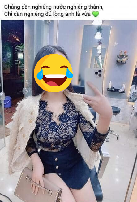 Còn có nhiều ý kiến tò mò, không biết một người chỉ thích đăng ảnh gợi cảm cùng những dòng trạng thái “thả thính” như M.N sẽ làm người mẫu thế nào. Ảnh:Chụp màn hình
