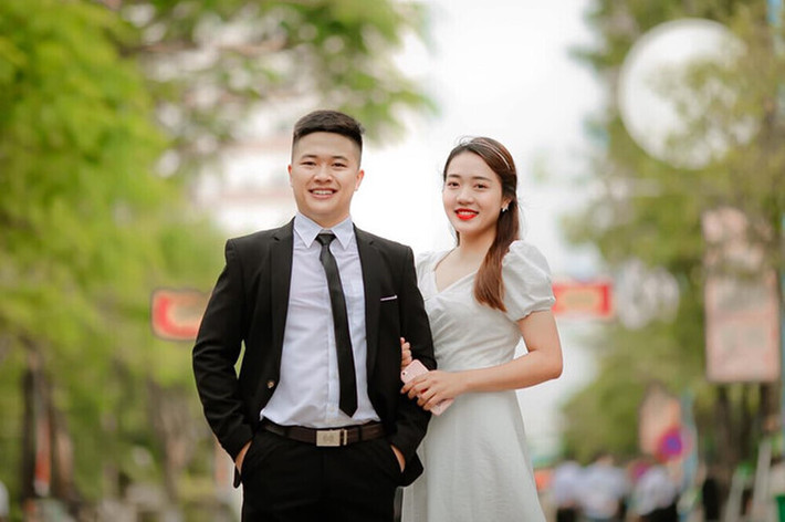 Không chỉ xinh đẹp, Mỹ Châu còn sở hữu bảng thành tích học tập khá khủng, cô bạn này từng 9 năm liền đạt học sinh xuất sắc của trường và 4 năm đạt học sinh giỏi cấp huyện.