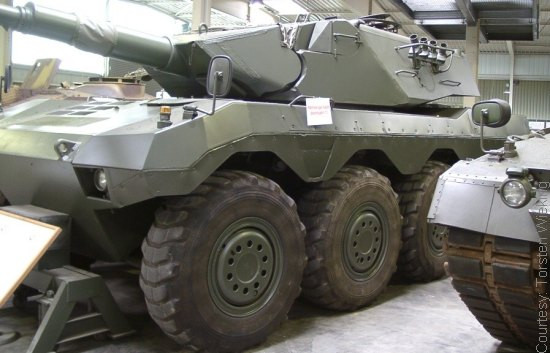 Về cơ bản Radpanzer 90 là phương tiện chiến đấu bọc thép không quá kém cỏi nhưng cũng không nổi trội ở bất cứ một khía cạnh nào. Thực tế thì việc Radpanzer 90 ra đời không đúng thời điểm được cho là "nhược điểm" lớn nhất khiến phương tiện chiến đấu này không được đưa vào sản xuất hàng loạt. Nguồn ảnh: TDYQ.