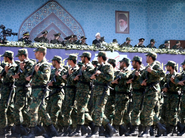 Iran - quốc gia hồi giáo nguy hiểm nhất Trung Đông hiện nay hàng năm cũng tổ chức duyệt binh kỷ niệm ngày kết thúc chiến tranh Iran - Iraq - cuộc chiến xảy ra trong thời gian từ năm 1980 tới năm 1988. Nguồn ảnh: BI.
