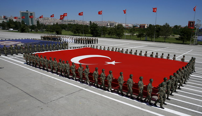 Thổ Nhĩ Kỳ hàng năm cũng tổ chức duyệt binh tại Thủ đô Ankara mừng Ngày Chiến Thắng của quốc gia này. Cuộc duyệt binh được tổ chức vào ngày 30/8 hàng năm. Nguồn ảnh: BI.