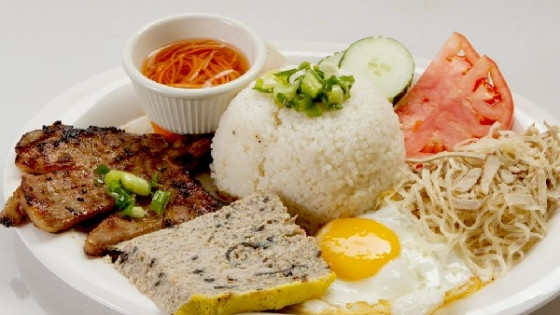Ở Việt Nam, đặc biệt là hai thành phố lớn Hà Nội và TP HCM có nhiều quán cơm tấm ngon, chuẩn vị hút thực khách, và các quán ăn này nổi tiếng trên MXH.