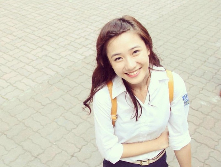 Trước khi trở thành vợ JustaTee, Trâm Anh là hot girl nổi tiếng thời điểm 10 năm về trước.