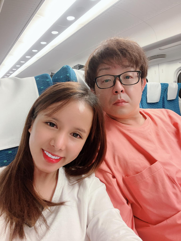 Thời gian gần đây, vợ chồng Bà Nhân Vlog từ Nhật Bản về Việt Nam làm thụ tinh nhân tạo, mọi quá trình đều được cặp đôi cập nhật thường xuyên.