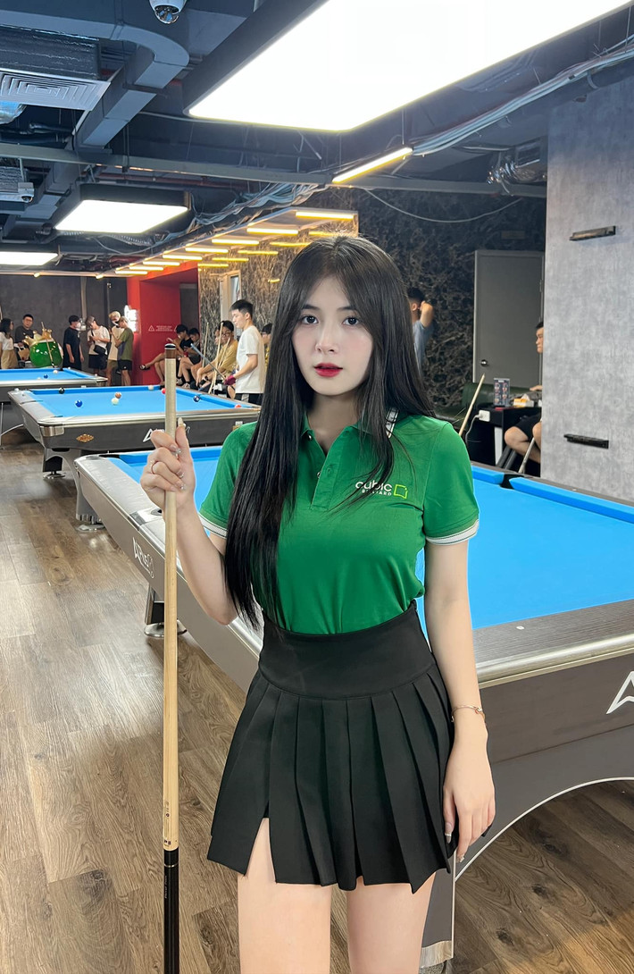 Được biết nữ streamer thường xuyên nhận về nhiều bình luận xúc phạm ngoại hình như vậy.