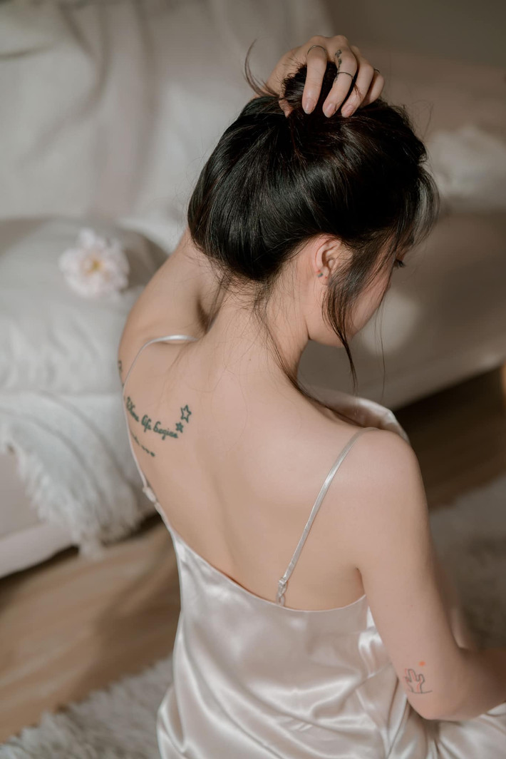 Những bức hình của Trần Việt Hương đăng tải nhận được rất nhiều lượt yêu thích.