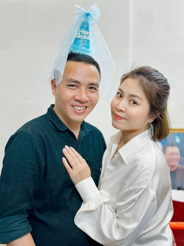 Dù đã chạm ngưỡng U40 nhưng Hoàng Linh vẫn khiến nhiều người ngưỡng mộ vì vóc dáng "gái 2 con" đẹp mỹ mãn.