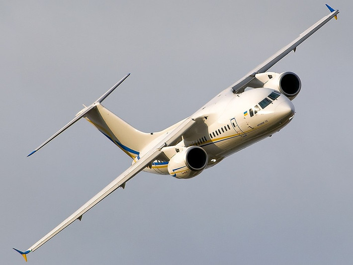 Tổng cộng hiện tại An-148 đang có 4 phiên bản bao gồm An-148-100A, An-148-100B, An-148-100E và phiên bản cải tiến sâu là An-158. Nguồn ảnh: Sina.