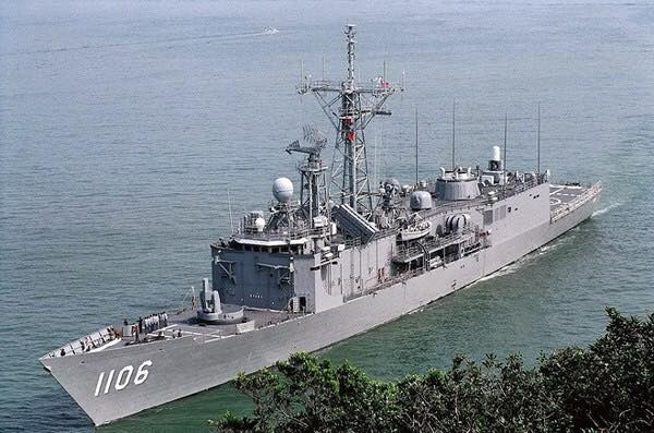 Theo thông tin được đăng tải trên trang Interfax, toàn bộ giá trị của hai chiếc khinh hạm Oliver Hazard Perry có thể sẽ lên tới 25 triệu USD. Nguồn ảnh: SV.