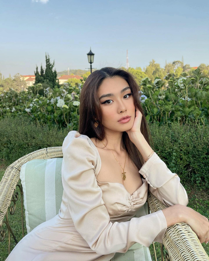 Thảo Nhi Lê là một trong những rich kid đình đám trên MXH, cô từng có thời gian hẹn hò với Huy Trần - người tình tin đồn của Ngô Thanh Vân.