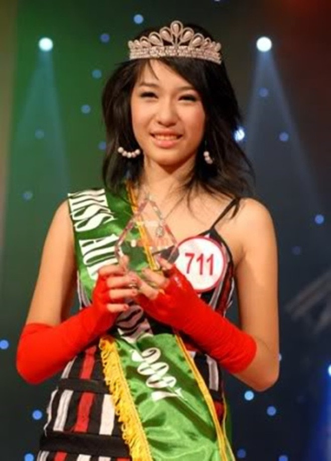 Nguyễn Hương Ly, hay còn được biết đến với nghệ danh Emily cũng là cái tên nổi danh từ Miss Audition.