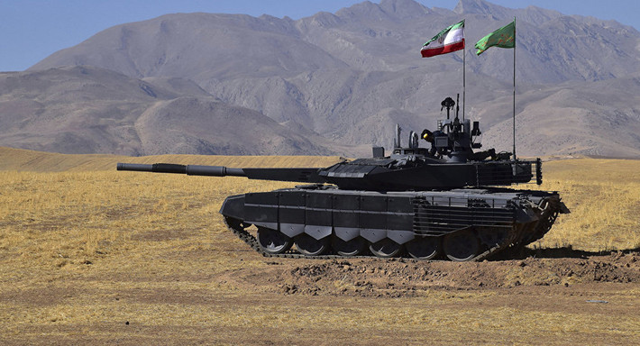 Lực lượng Vũ trang Iran có số lượng xe tăng và thiết giáp cực lớn. Ước tính quốc gia này có khoảng hơn 1600 xe tăng các loại trong khi đó số lượng xe chiến đấu bộ binh cũng lên tới 2300 chiếc. Nguồn ảnh: Flickr.