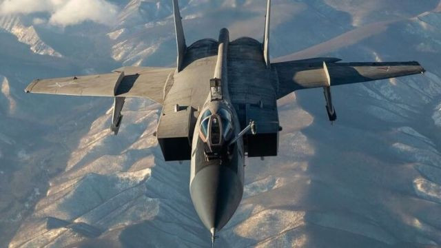 Nói cách khác, Nga sử dụng MiG-31 không chỉ cho các hoạt động tấn công chống lại Ukraine mà còn để bảo vệ các tài sản quân sự của mình khỏi các tên lửa của Ukraine như Neptune, Storm Shadow/SCALP và ATACMS.