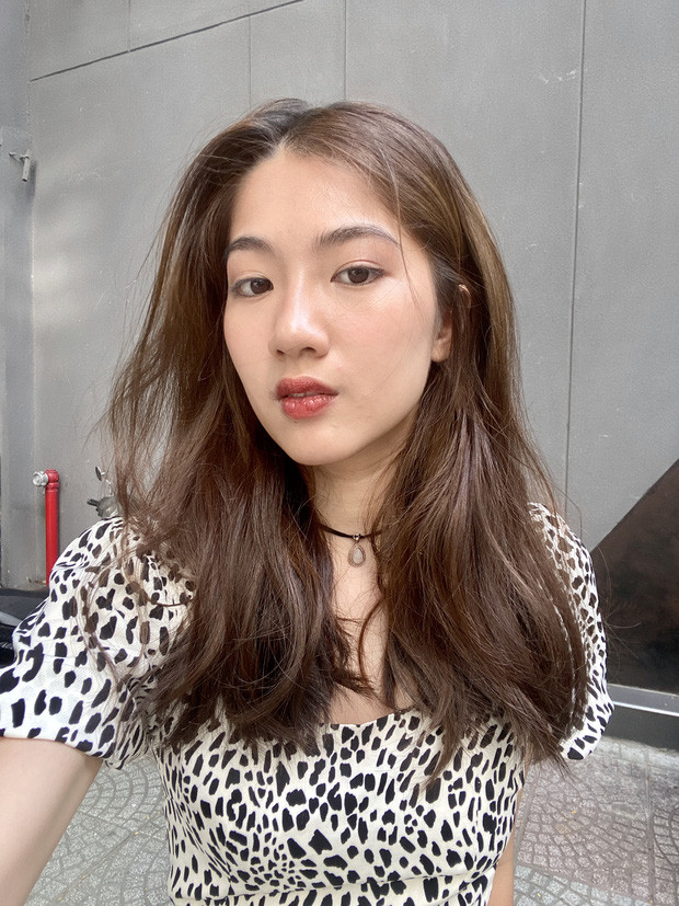 Hiện tại, Hà Thi đang là sinh viên ngành truyền thông quốc tế của trường Đại học Erasmus Rotterdam, Hà Lan.