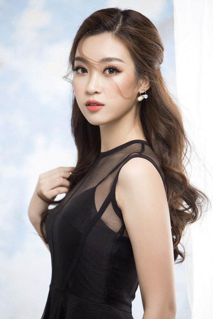Tiến Dũng trở thành cầu thủ đào hoa nhất nhì làng bóng đá khi vướng tin đồn với Hoa hậu Đỗ Mỹ Linh. Tin đồn này xuất phát từ những màn "thả thính" của cặp đôi trên mạng xã hội.