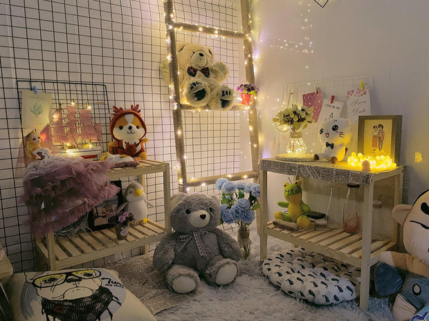 Điều khó khăn nhất cô nàng gặp phải có lẽ chỉ là phải đắn đo xem làm sao để căn phòng trở nên hài hoà, ấm cúng mà vẫn tiết kiệm chi phí.