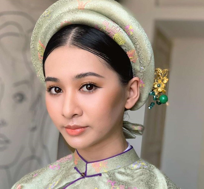 Võ Thị Ý Nhi (sinh năm 1999) trở thành tân hoa khôi của ĐH Huế năm 2020 sau đêm chung kết với chủ đề "Nữ sinh ĐH Huế tỏa sáng cùng tri thức" diễn ra tối 25/7. Theo ban tổ chức, Ý Nhi cùng với 2 á khôi của ĐH Huế năm nay sẽ được đặc cách vào vòng chung khảo cuộc thi Hoa hậu Việt Nam 2020 khu vực miền Nam.