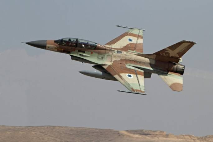 Đây được coi là cuộc không kích có quy mô lớn nhất Không quân Israel giáng vào Syria kể từ năm 1974 tới nay. Tổng cộng phía Israel đã phóng đi 60 quả tên lửa không đối đất, 10 quả tên lửa đất đối không gây ra thiệt hại cực kỳ đáng kể với cơ sở hạ tầng của Syria. Nguồn ảnh: Israeli.