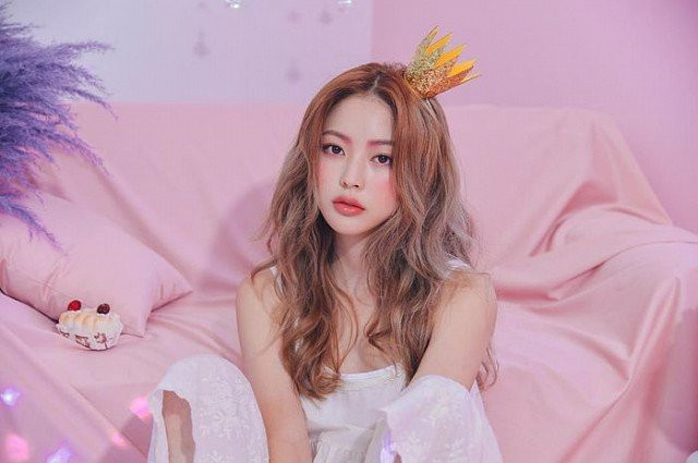 Tuổi Sửu: Tử vi hàng ngày ngày 20/10/2020 của 12 con giáp khuyên Sửu hãy quên đi chuyện cũ, tình yêu không thuộc về mình thì đừng nên níu kéo. Tiền bạc không thông cho lắm, tiết kiệm một chút đi. Tụ tập ăn uống chỉ làm cho bạn tốn tiền và hại sức khỏe. Con số may mắn: 5, 9. Màu sắc may mắn: Vàng, cam. Quý nhân phù trợ: Tuất, Hợi.
