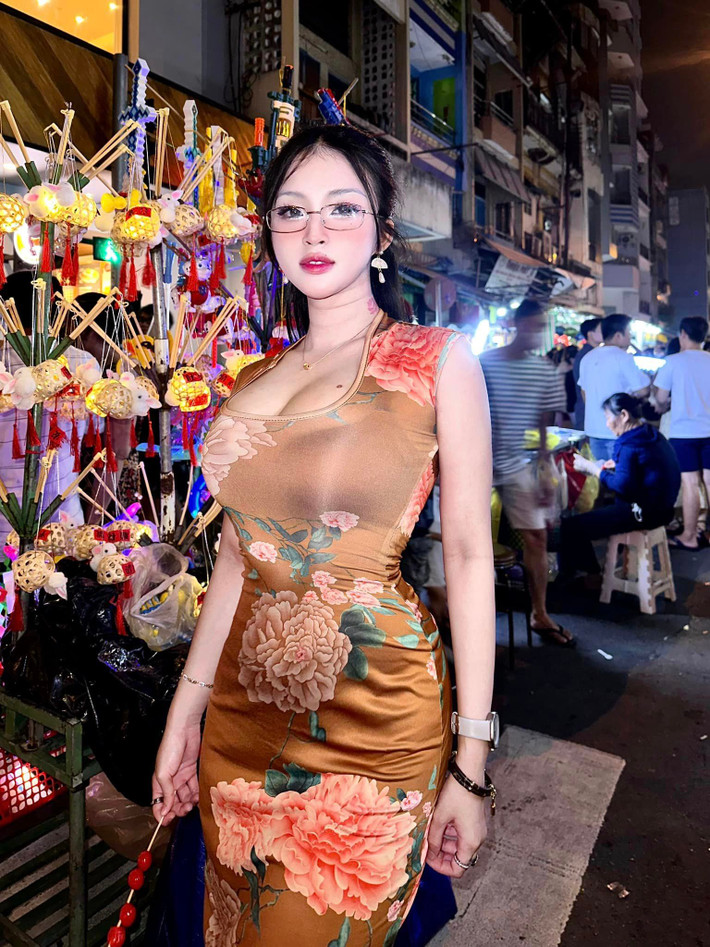 Bảo Trân khẳng định hình ảnh gợi cảm hiện tại không mâu thuẫn với "thiên thần áo dài". Ảnh: Tổng hợp