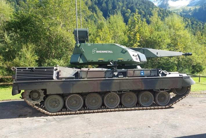 Công ty quốc phòng Rheinmetall nổi tiếng của Đức mới đây đã trình diễn module hệ thống phòng không Skyranger 35 trên khung gầm xe tăng Leopard 1.