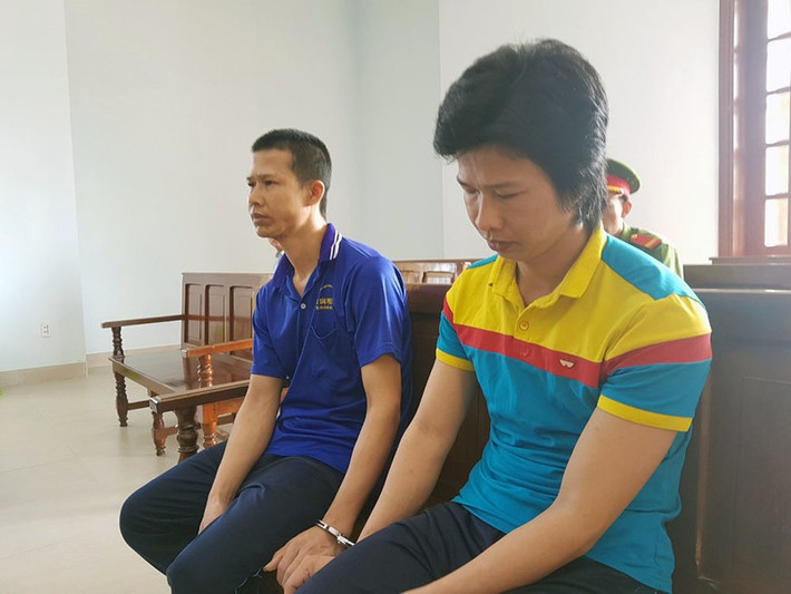 4. Cần Thơ: Bé gái 15 tuổi bị hai chú ruột hiếp dâm nhiều lần: Trong khoảng thời gian từ tháng 8/2018 đến tháng 9/2018 Hồ Tuấn Hùng (39 tuổi) và em ruột là Hồ Văn Đil (28 tuổi) cùng trú tại xã Trung Hưng, huyện Cờ Đỏ đã nhiều lần hiếp hiếm dâm cháu ruột là E (15 tuổi). (Ảnh: Vietnamnet)
