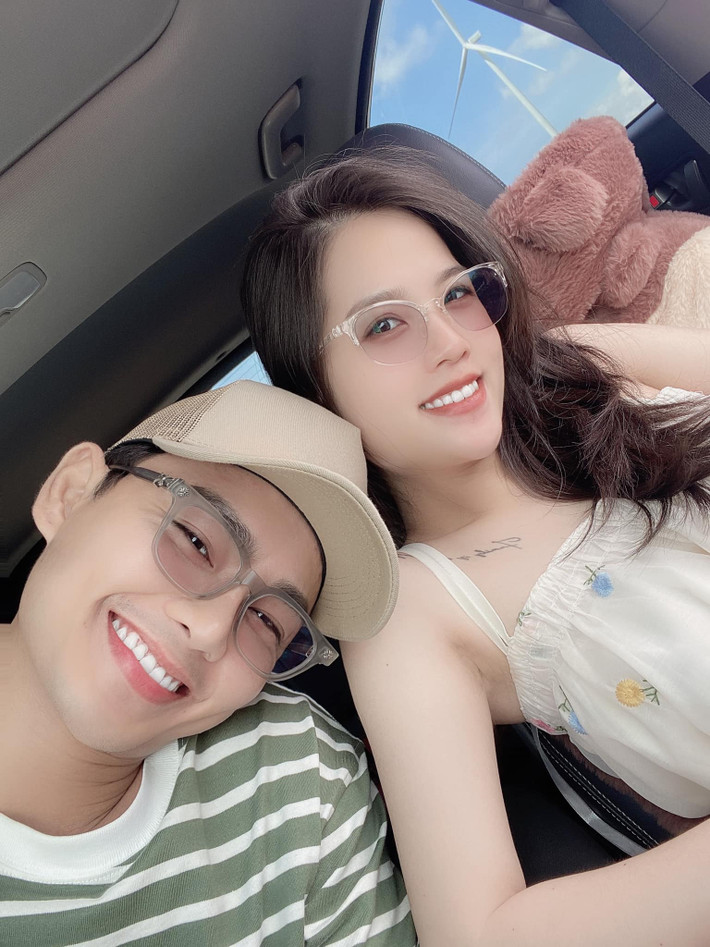 Thân hình của Huyền My không có thay đổi nhiều dù đang mang thai.