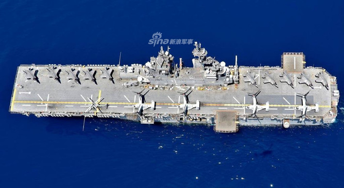 Đây là lần đầu tiên các chiến đấu cơ thế hệ năm loại F-35B xuất hiện ở Philippines. Theo kế hoạch, các chiến đấu cơ này sẽ làm nhiệm vụ yểm trợ cho lực lượng Thuỷ quân Lục chiến Mỹ tham gia diễn tập. Nguồn ảnh: Sina.
