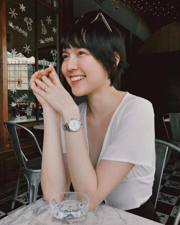 Hải Tú chính thức ghi tên mình vào danh sách thành viên trong ngôi nhà của công ty Sơn Tùng M-TP.