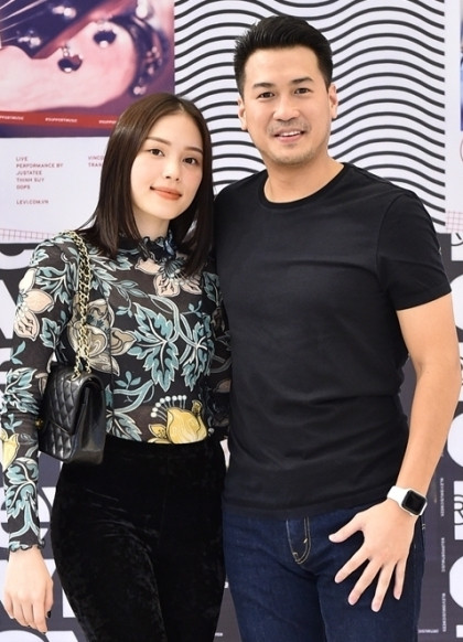 Bên cạnh tình ý mà cả hai dành cho nhau, cách xưng hô của Phillip Nguyễn và Linh Rin cũng gây chú ý.