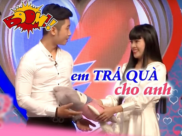 Đó chính là câu chuyện của Hoàng Sang (năm đó 24 tuổi). Chàng trai được ghép cặp với Sang khi ấy là Hoàng Long (28 tuổi). Nhiều người vẫn tiếc nuối vì Long đã bỏ lỡ cơ hội tìm hiểu một cô gái xinh đẹp, cá tính.