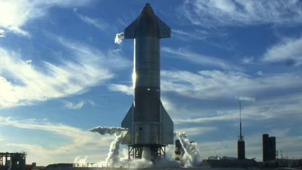Vào tháng 1 hoặc tháng 2 năm 2022, SpaceX dự kiến sẽ phóng một tên lửa kích cỡ lớn là "Siêu tên lửa Starship". Nó có thể được tái sử dụng bao gồm các nguyên mẫu Super Heavy Booster 4 và Starship SN20, chiều cao 120 mét - sẽ là tên lửa cao nhất từng được chế tạo.