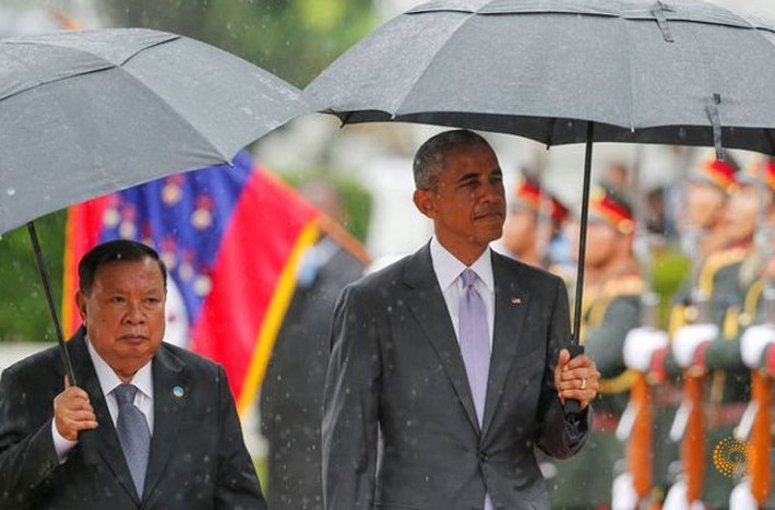 Chủ tịch Lào Bounnhang Vorachit trong lễ tiếp đón trọng thể Tổng thống Mỹ Barack Obama tại Viêng Chăn, Lào vào sáng 6/9.